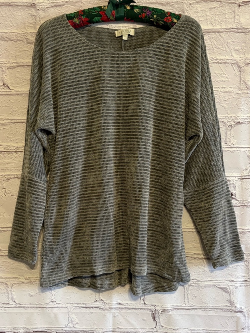 Status by Chenault Cozy Waffle Knit Long Sleeve Top